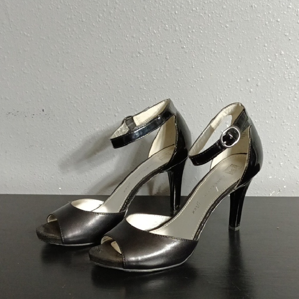 👟 Anne Klein iflex Black  Heels Size 9